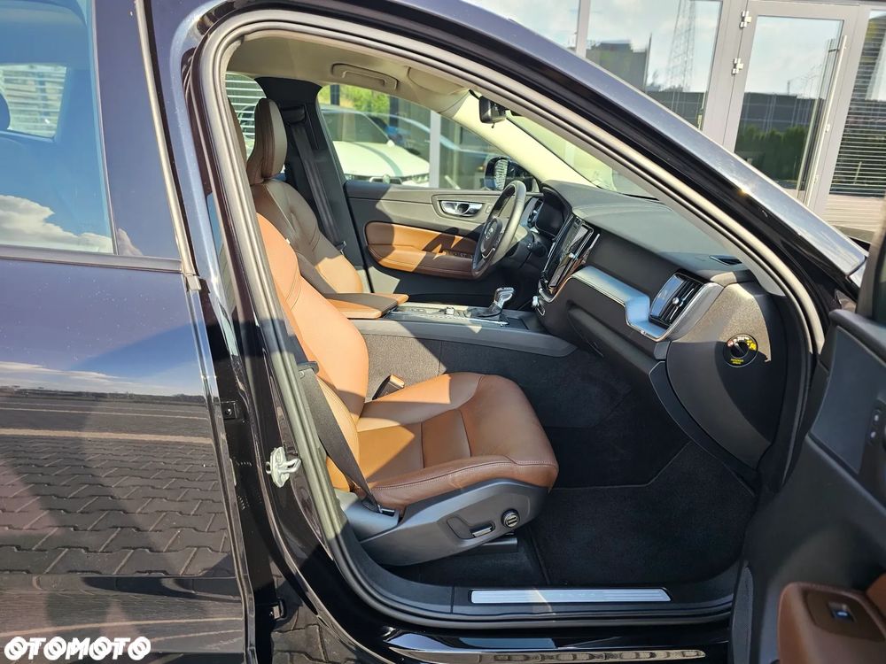 Volvo XC 60 D5 AWD Inscription - 20