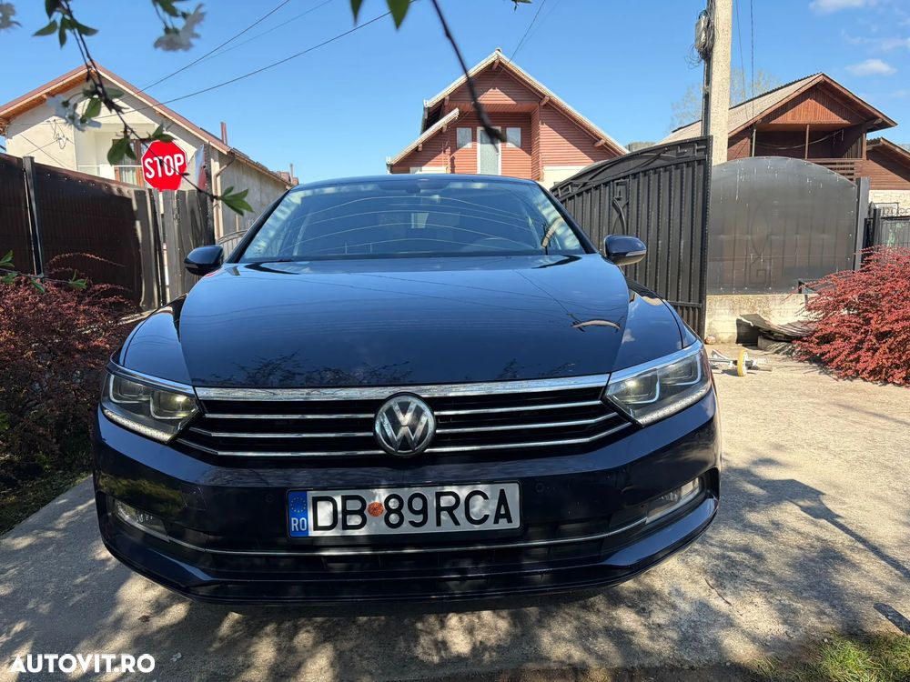 Volkswagen Passat 1.6 TDI Comfortline - 1
