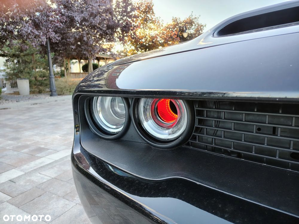 Dodge Challenger 6.4 Scat Pack Widebody - 4