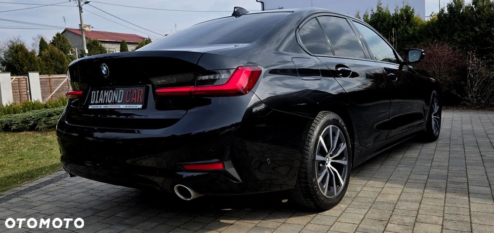 BMW Seria 3 320d xDrive Sport Line Shadow sport - 18