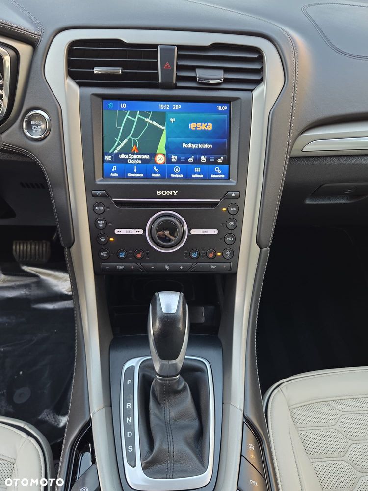 Ford Mondeo 2.0 TDCi STart-Stopp PowerShift-Aut Allrad Vignale - 12