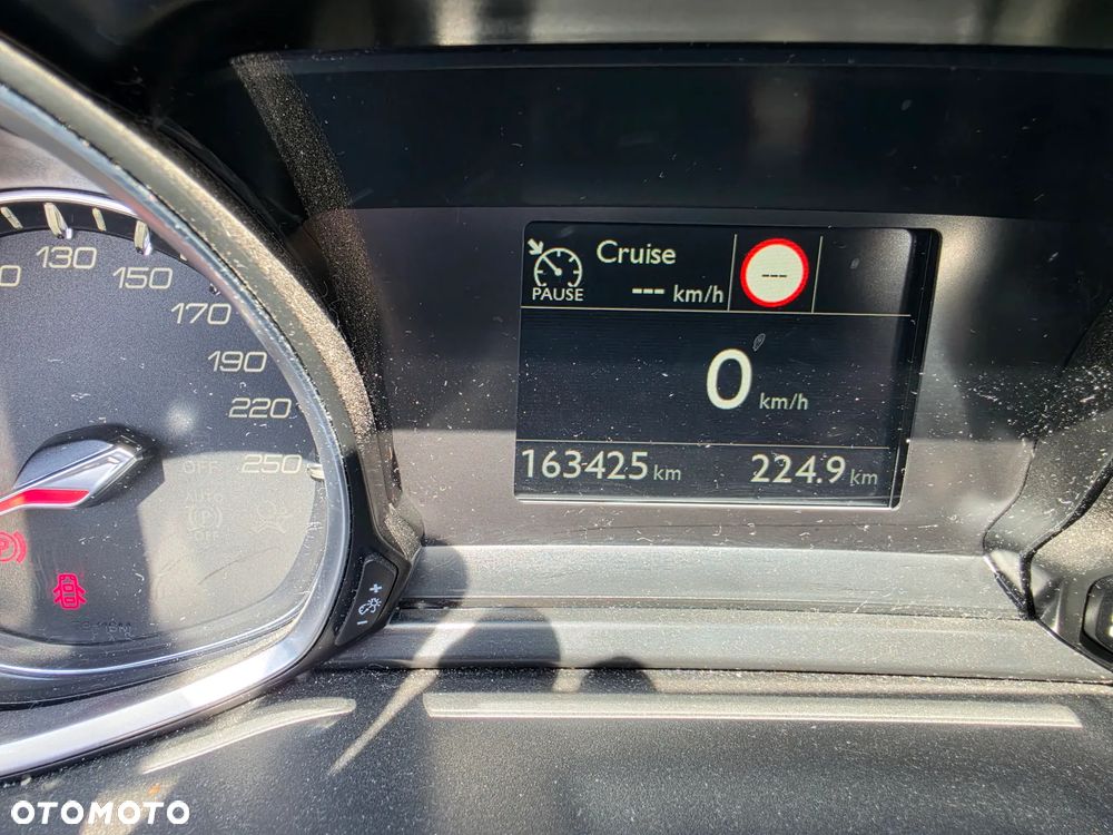 Peugeot 308 PureTech 130 GPF Black Edition - 10