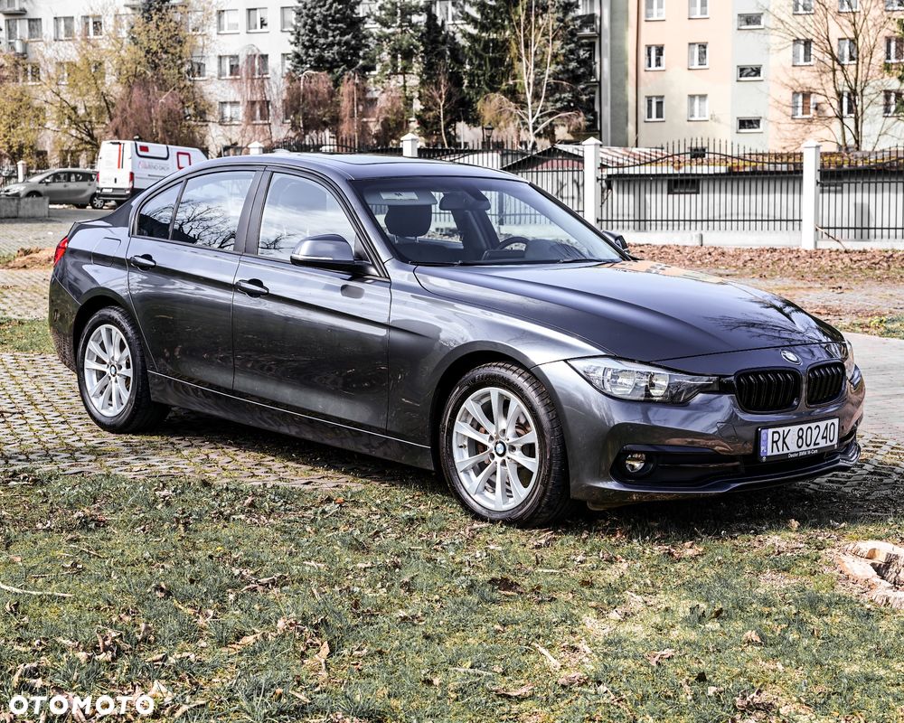 BMW Seria 3 320i xDrive Edition Luxury Line Purity - 4