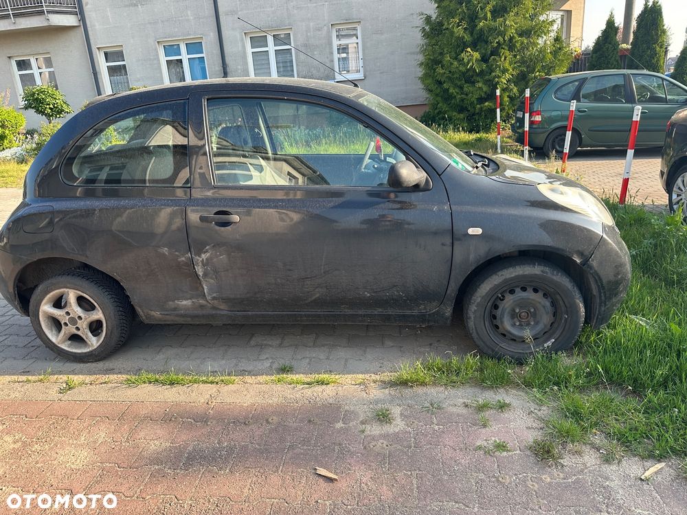 Nissan Micra - 2