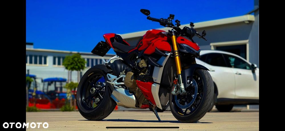Ducati Streetfighter V4 - 1