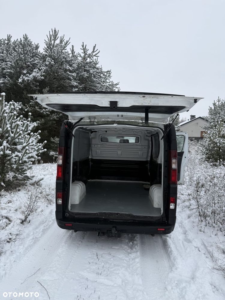 Opel Vivaro - 14