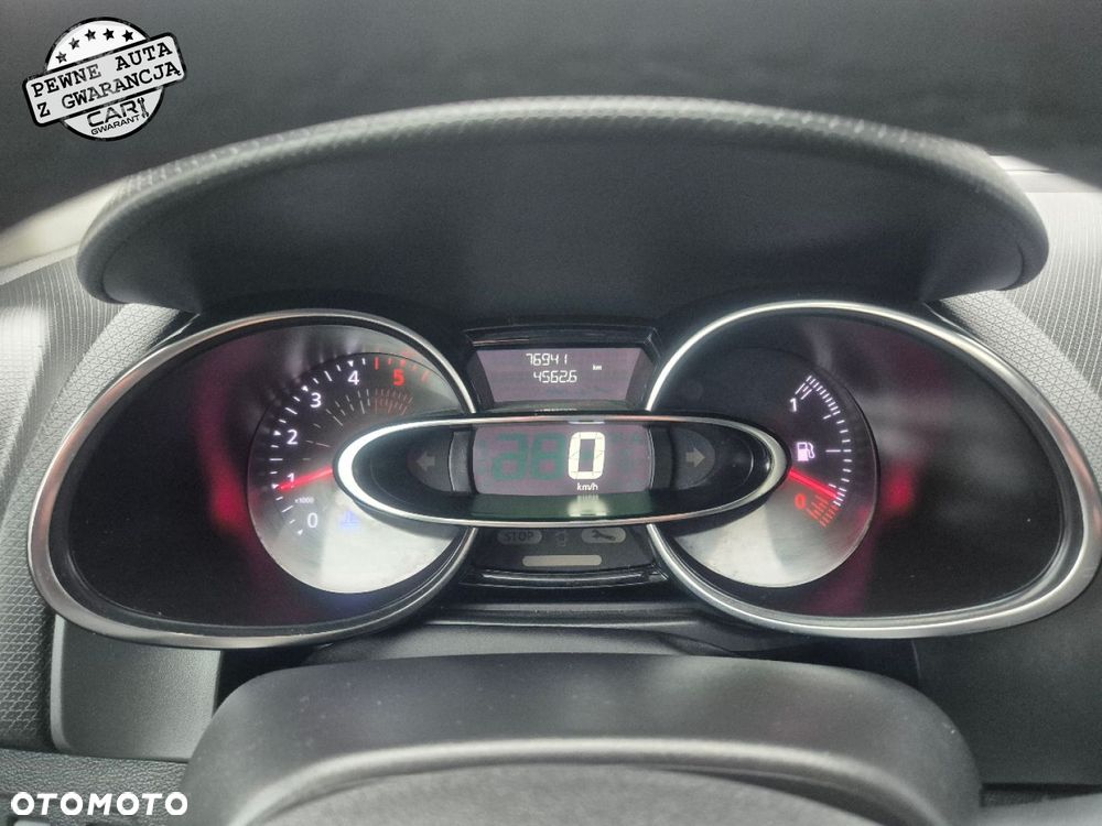 Renault Clio - 25