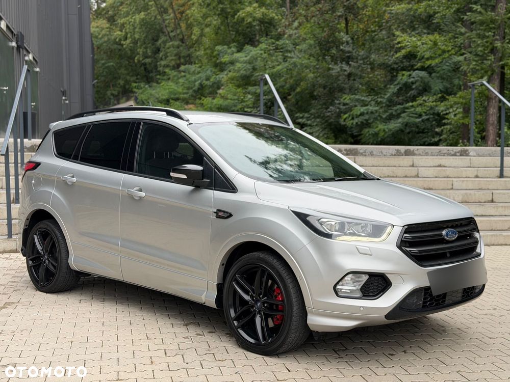 Ford Kuga 2.0 TDCi 4x4 ST-Line - 4