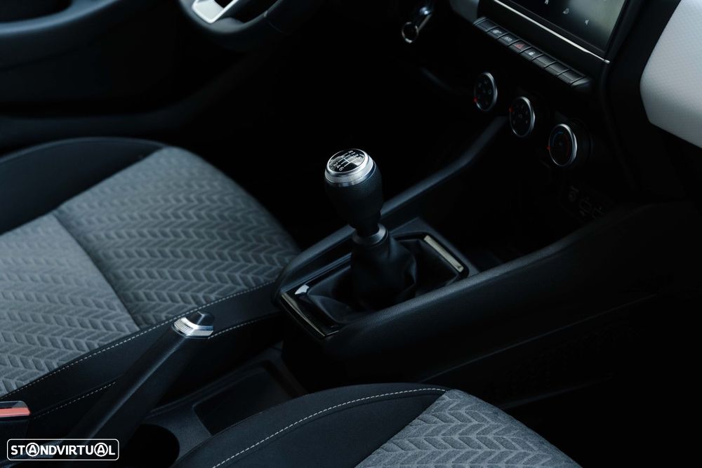 Renault Clio 1.0 TCe Limited Bi-Fuel - 23