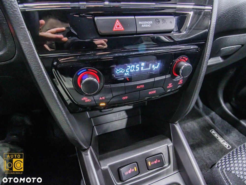 Suzuki Vitara 1.5 DualJet Hybrid Premium Plus 2WD AGS - 23