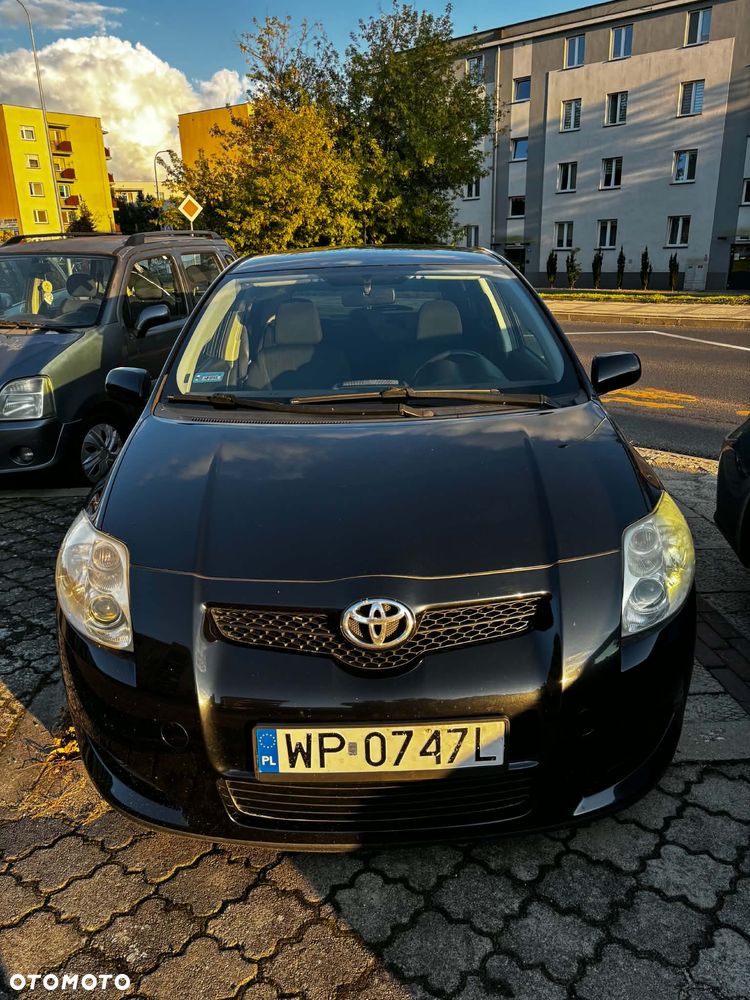 Toyota Auris 1.6 VVT-i Premium - 1