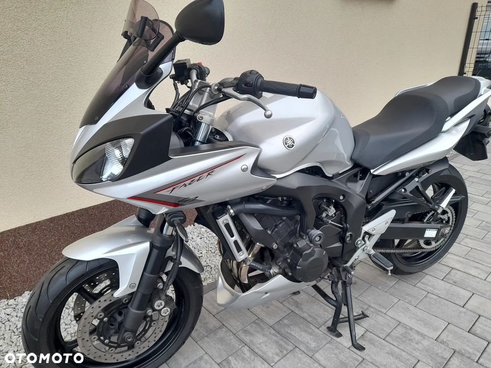 Yamaha FZ6 - 22