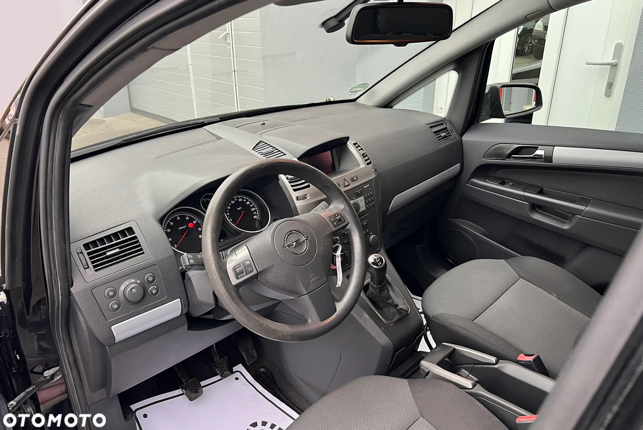 Opel Zafira 1.8 - 18