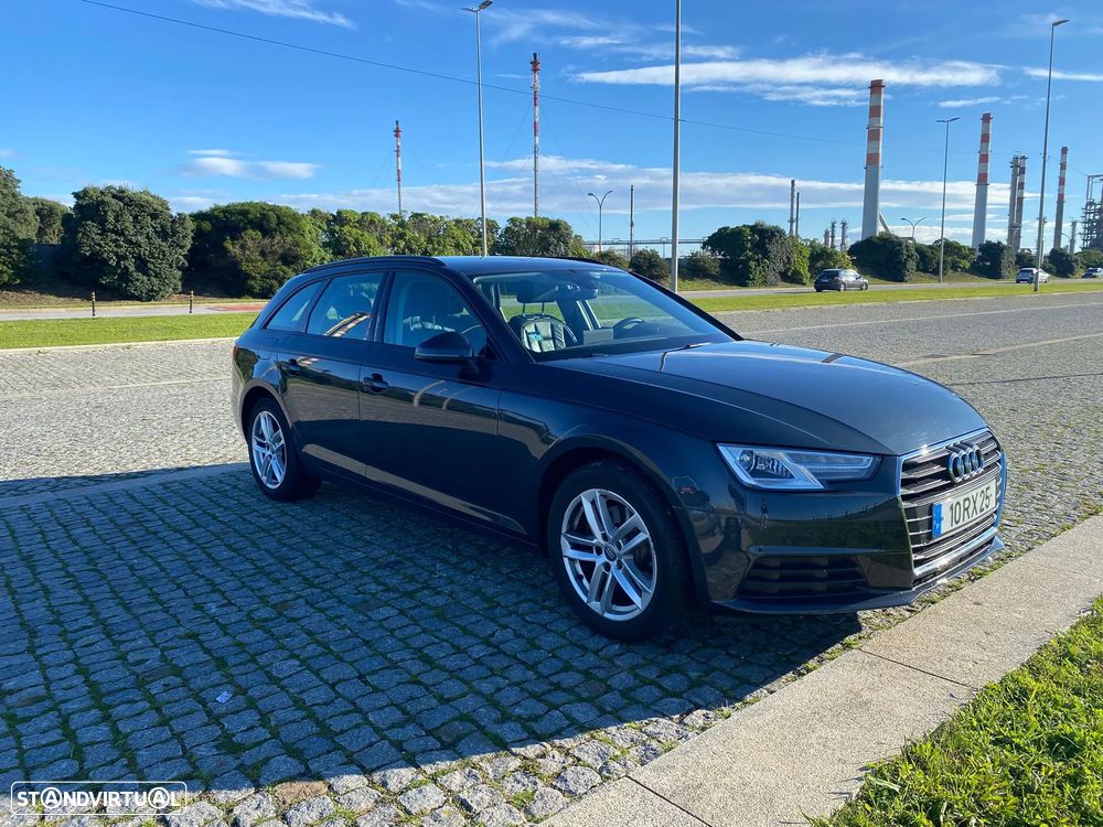 Audi A4 Avant 2.0 TDI - 1