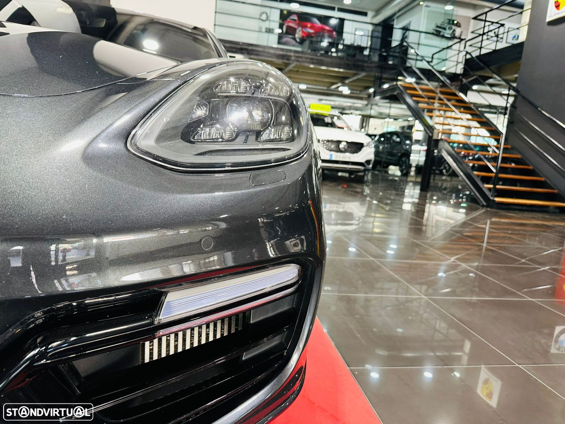 Porsche Panamera Turbo - 23