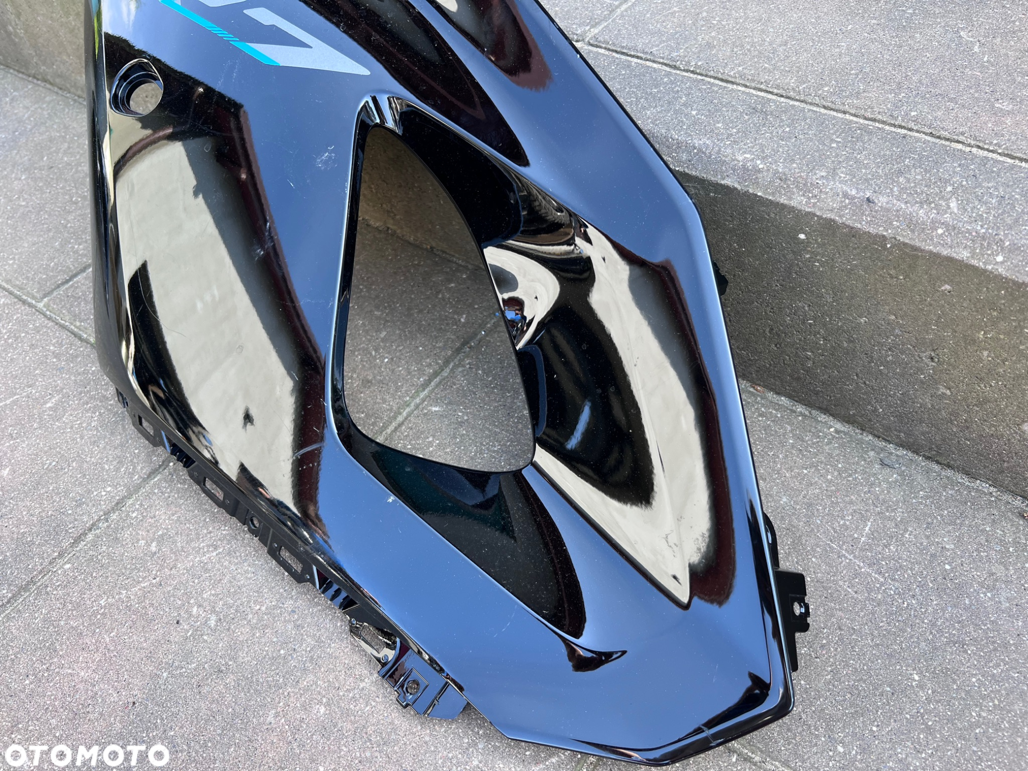 OWIEWKA BOCZEK LEWY YAMAHA YZF R7 - 2