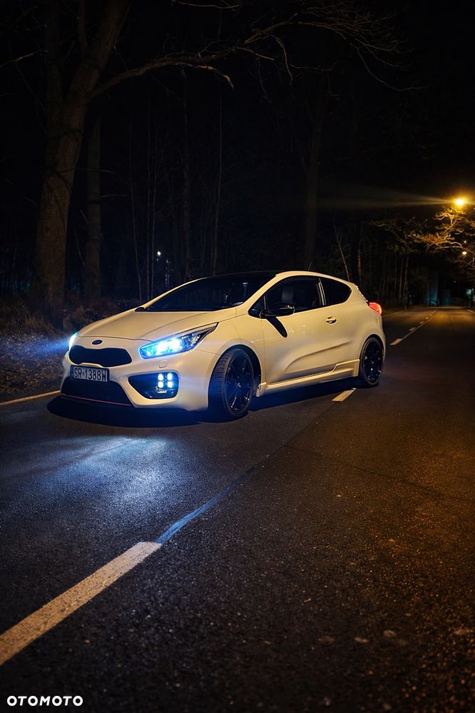 Kia ProCeed 1.6 T-GDI GT XL - 1