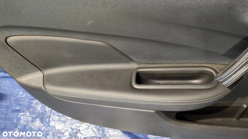 BOCZEK TAPICERKA RĄCZKA UCHWYT DRZWI LEWY PRZÓD RENAULT WIND - 3