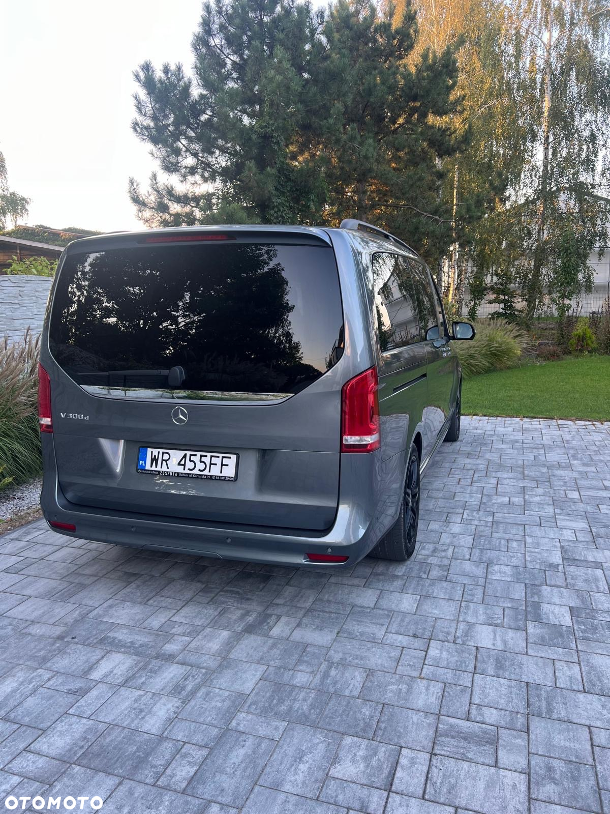 Mercedes-Benz Klasa V 300 d Exclusive 9G-Tronic (d³ugi) - 6