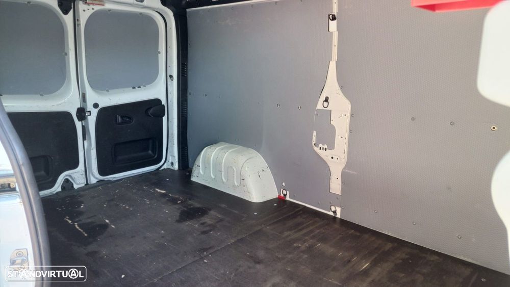 Renault Trafic 1.6 dCi L2H1 1.2T - 13