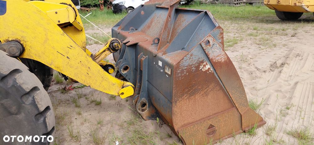 Komatsu 380 (2018r) 320 WA 420 470 WA 480 - 8