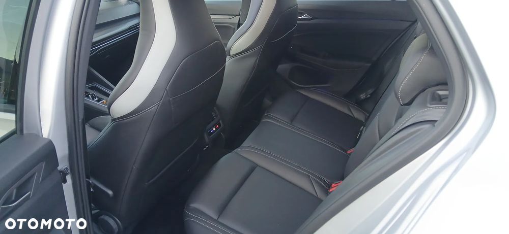 Volkswagen Golf 2.0 TDI SCR DSG GTD - 18