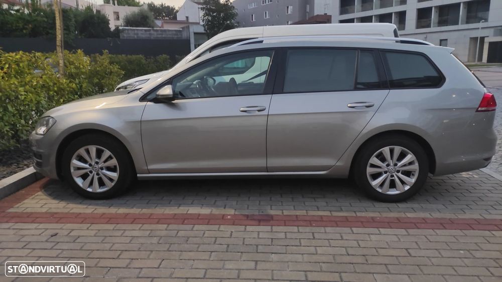 VW Golf Variant 1.6 TDi Confortline - 5