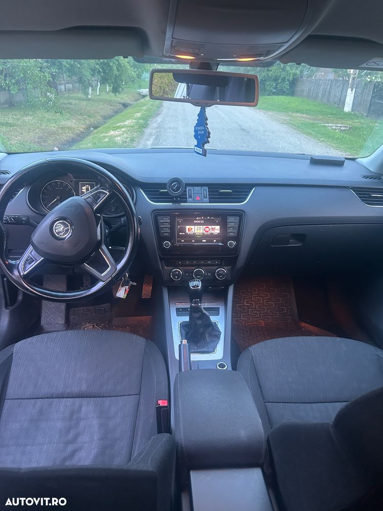 Skoda Octavia 1.6 TDI Ambition - 4