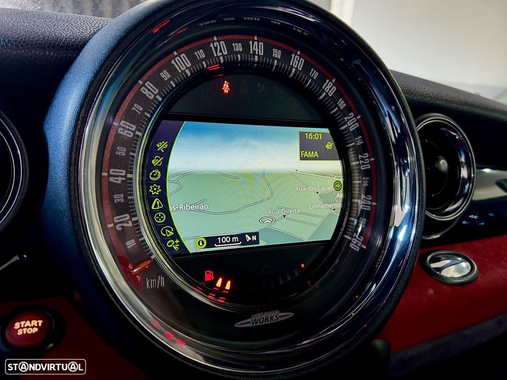 MINI Clubman John Cooper Works - 10