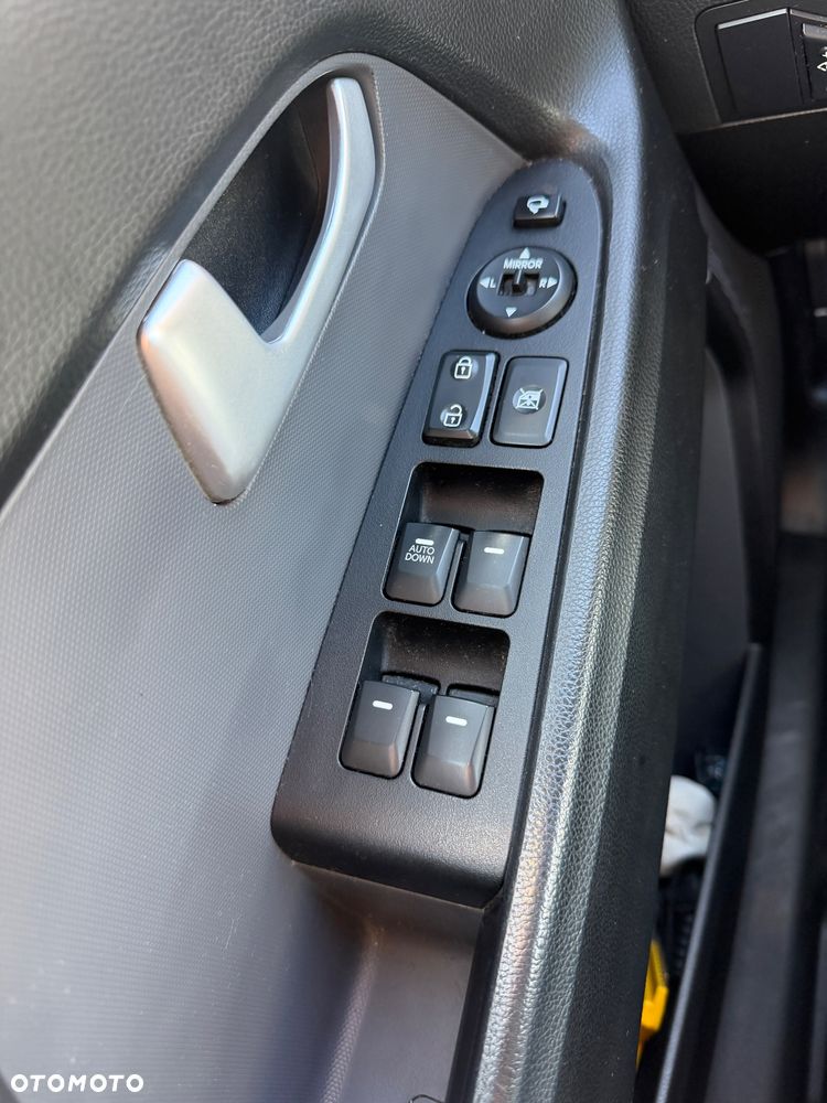 Kia Sportage 1.7 CRDI L 2WD - 11