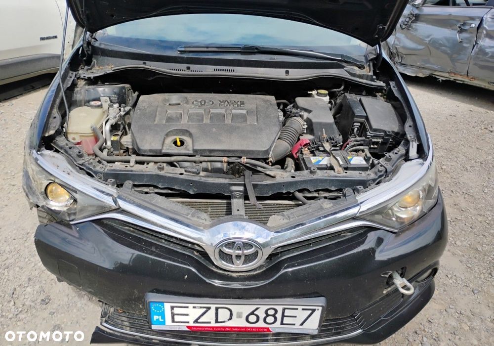 Toyota Auris - 6