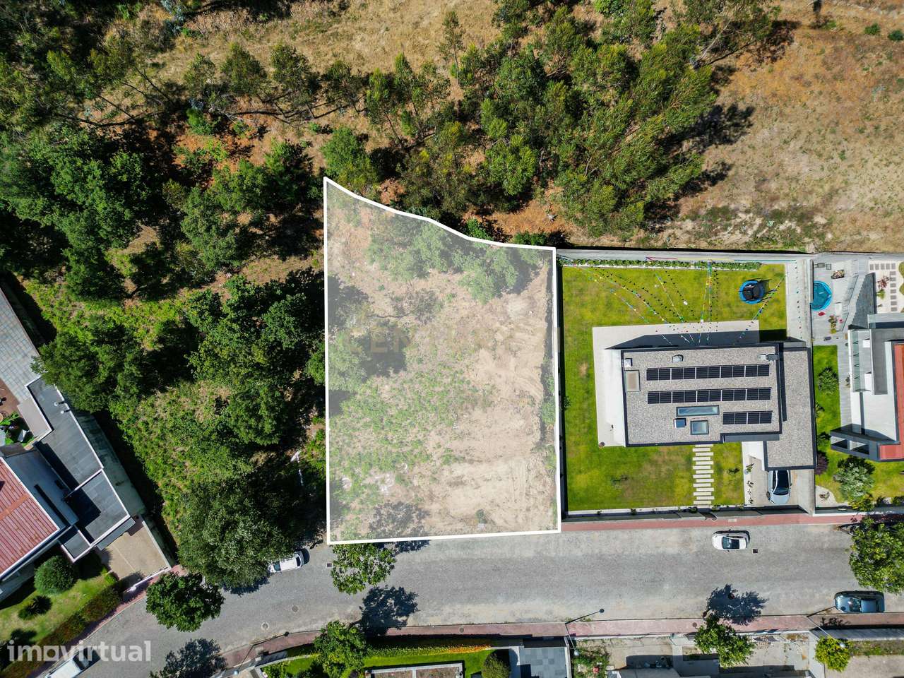 Oportunidade | Terreno para Construção com Projeto Aprovado | Semelhe - Grande imagem: 5/9