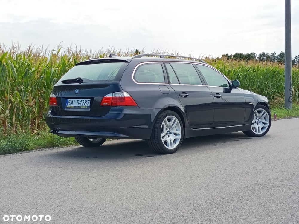 BMW Seria 5 525d - 2