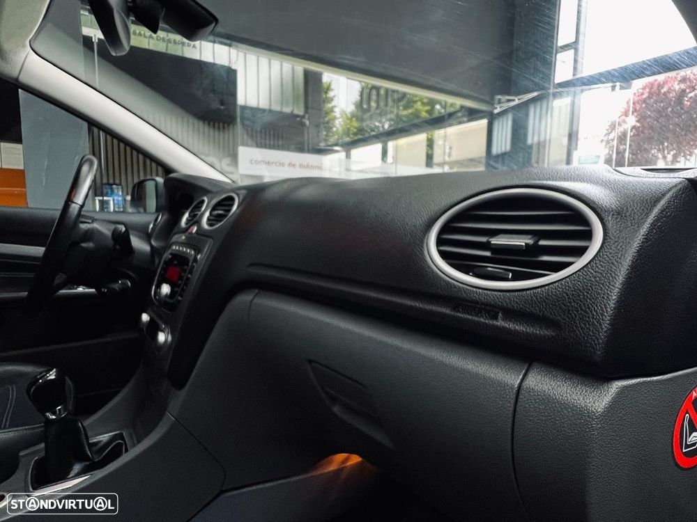 Ford Focus 1.6 TDCi Titanium - 29