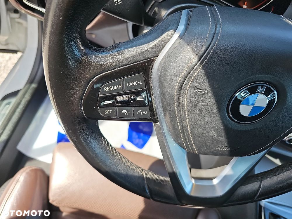 BMW Seria 5 518d mHEV Luxury Line - 17