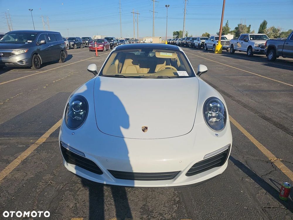 Porsche 911 Carrera PDK - 7