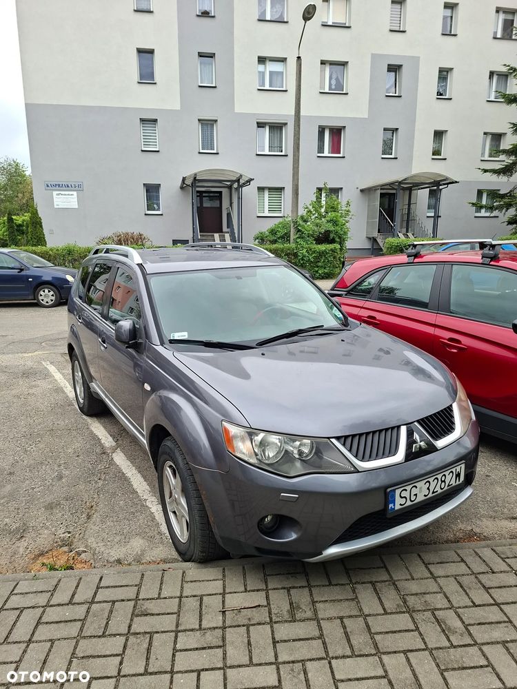 Mitsubishi Outlander 2.0 DID Intense - 1