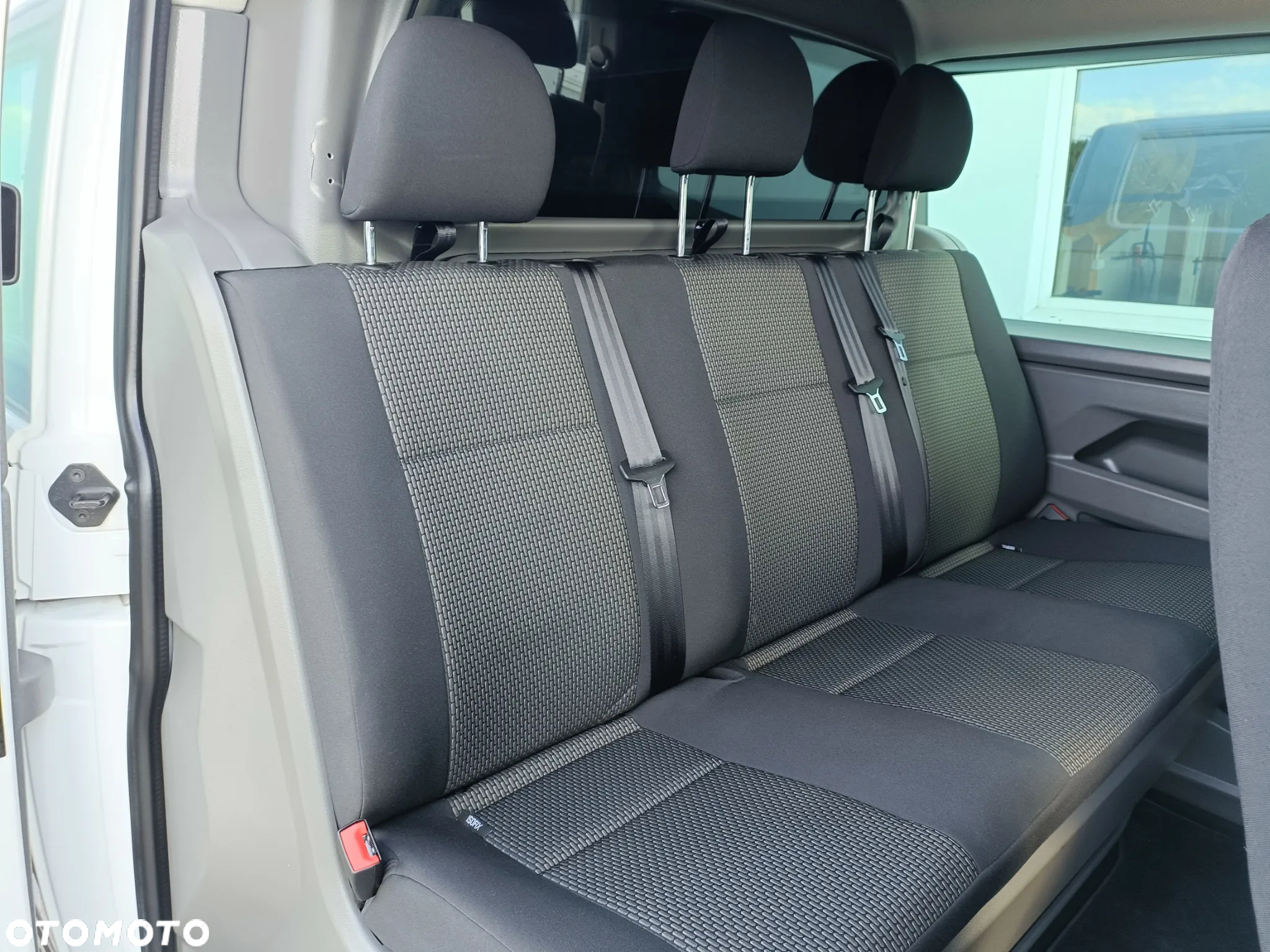 Volkswagen Transporter TDI Lang Plus Edition - 24
