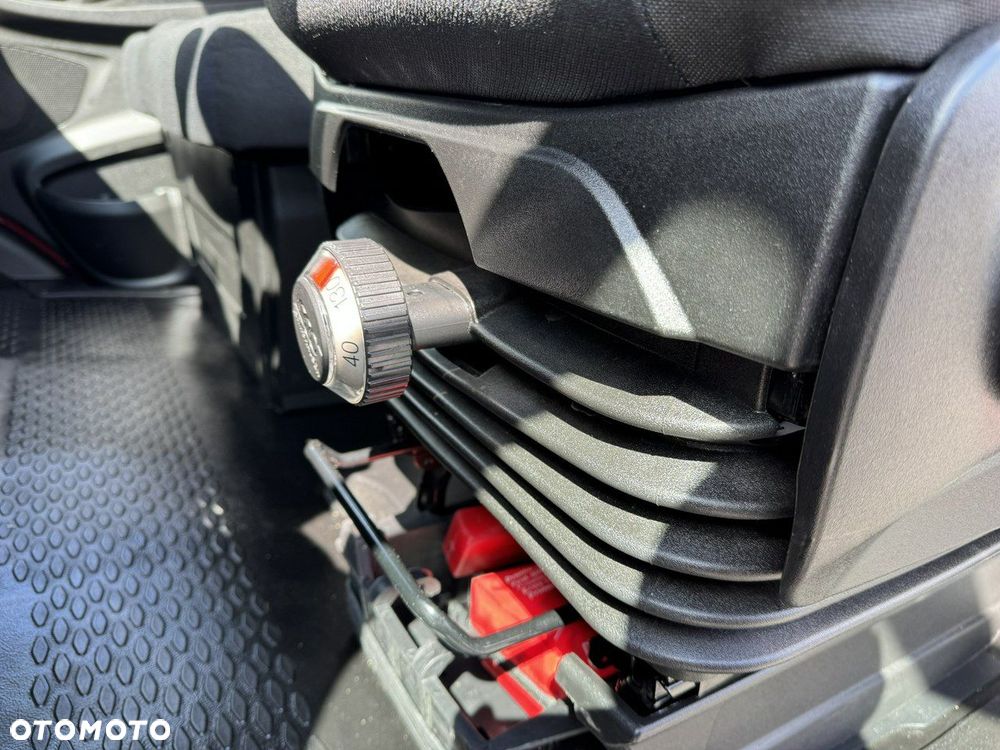 Iveco Daily 72C21 Mroźnia HI-MATIC Ściana Grodziowa Multitemperatura - 33