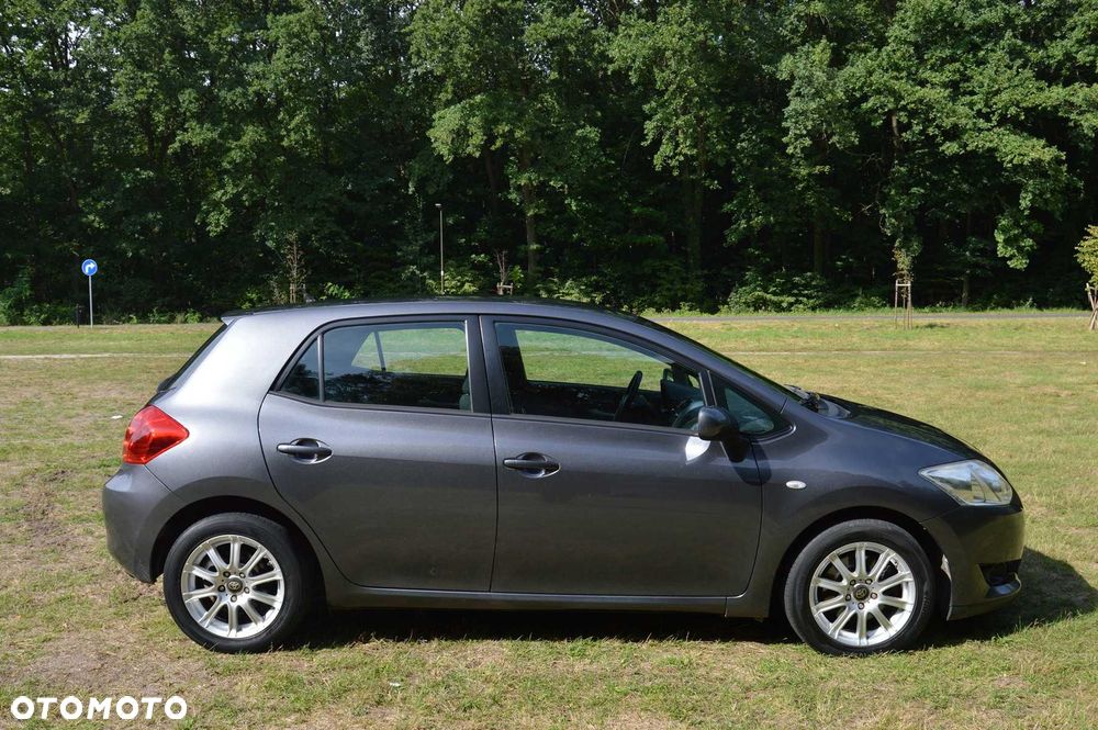Toyota Auris - 5