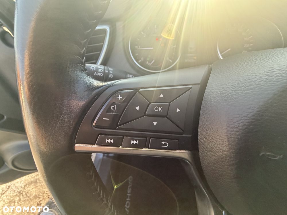 Nissan Qashqai - 22