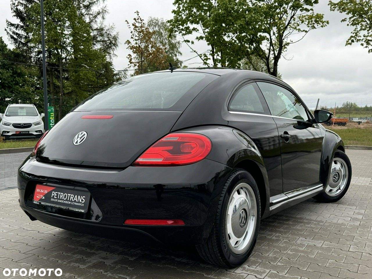 Volkswagen New Beetle - 11