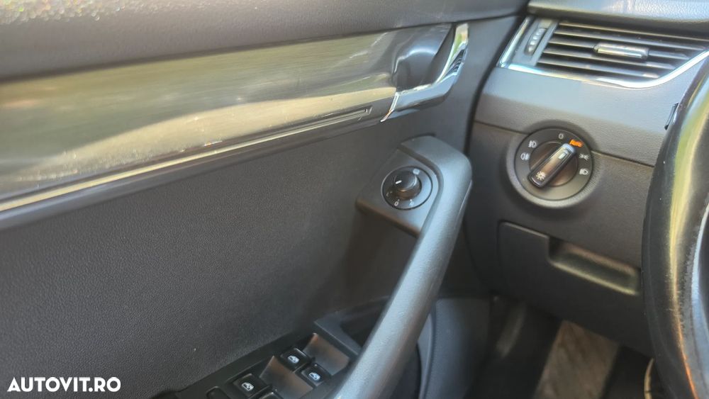 Skoda Octavia - 2