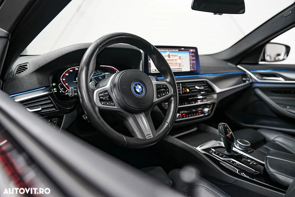 BMW Seria 5 530e Aut. M Sport Edition - 8