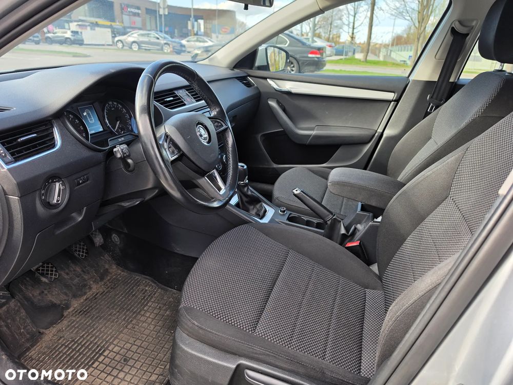 Skoda Octavia 1.6 TDI Ambition - 9