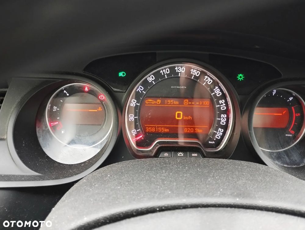 Citroën C5 1.6 HDi Attraction - 6