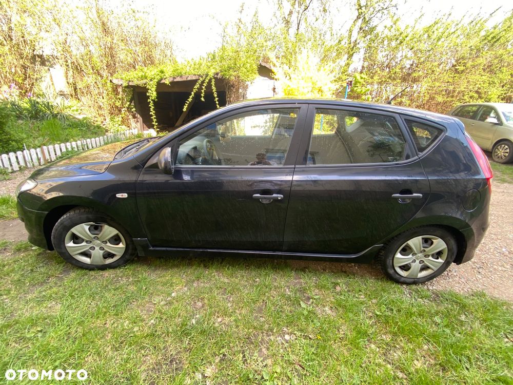Hyundai i30 1.6 CRDi Base - 2