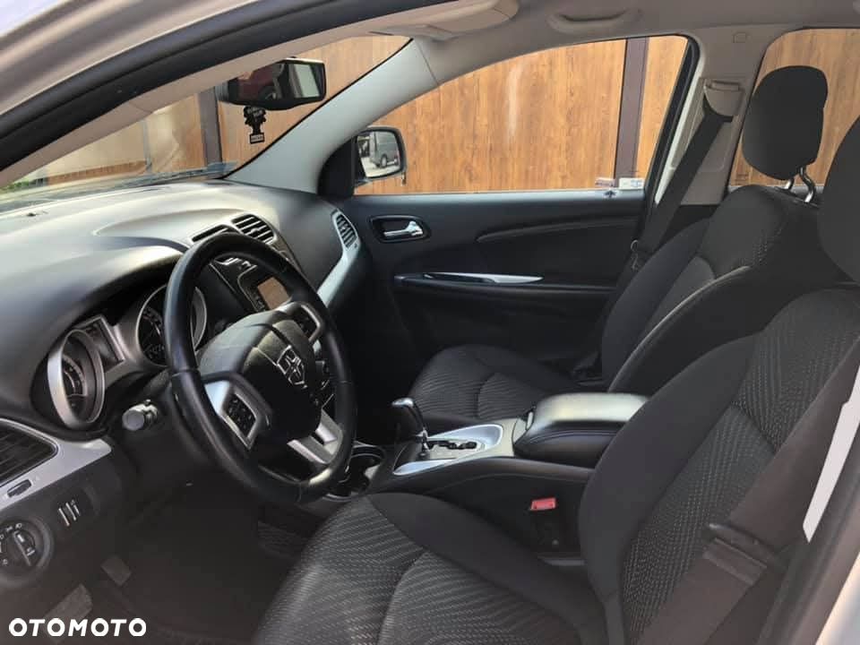 Dodge Journey - 9