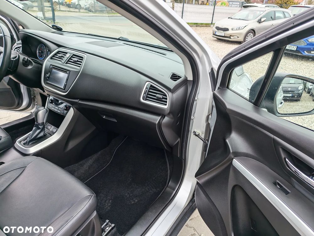 Suzuki SX4 S-Cross 1.6 VVT CVT 4x2 Comfort - 20
