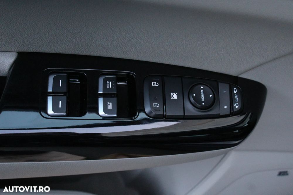 Kia Sportage 2,0 CRDI AWD Aut. Spirit - 18